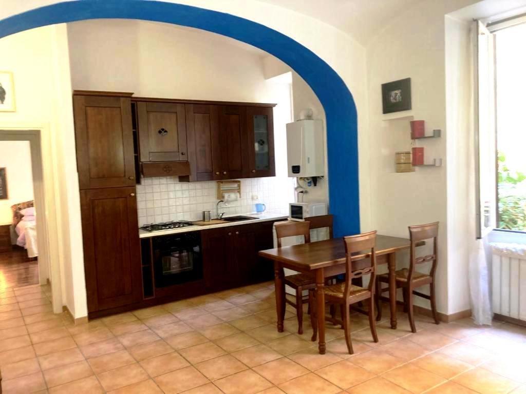 Lovely Apartment In Testaccio, Roma Ngoại thất bức ảnh